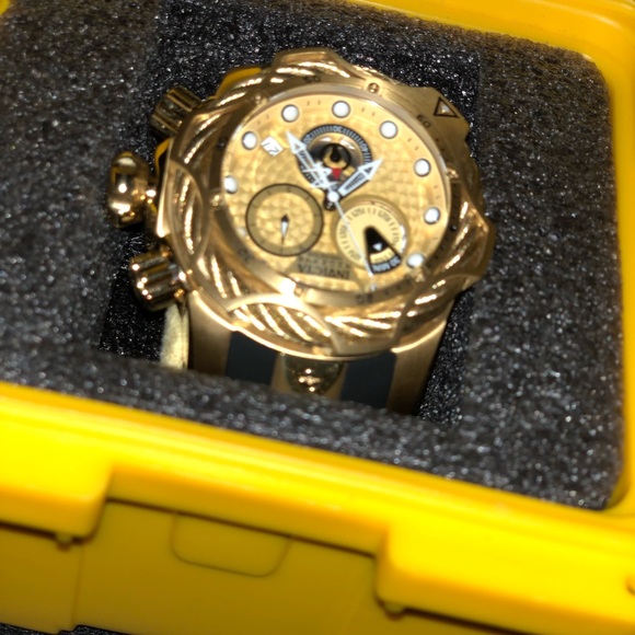 invicta 16298